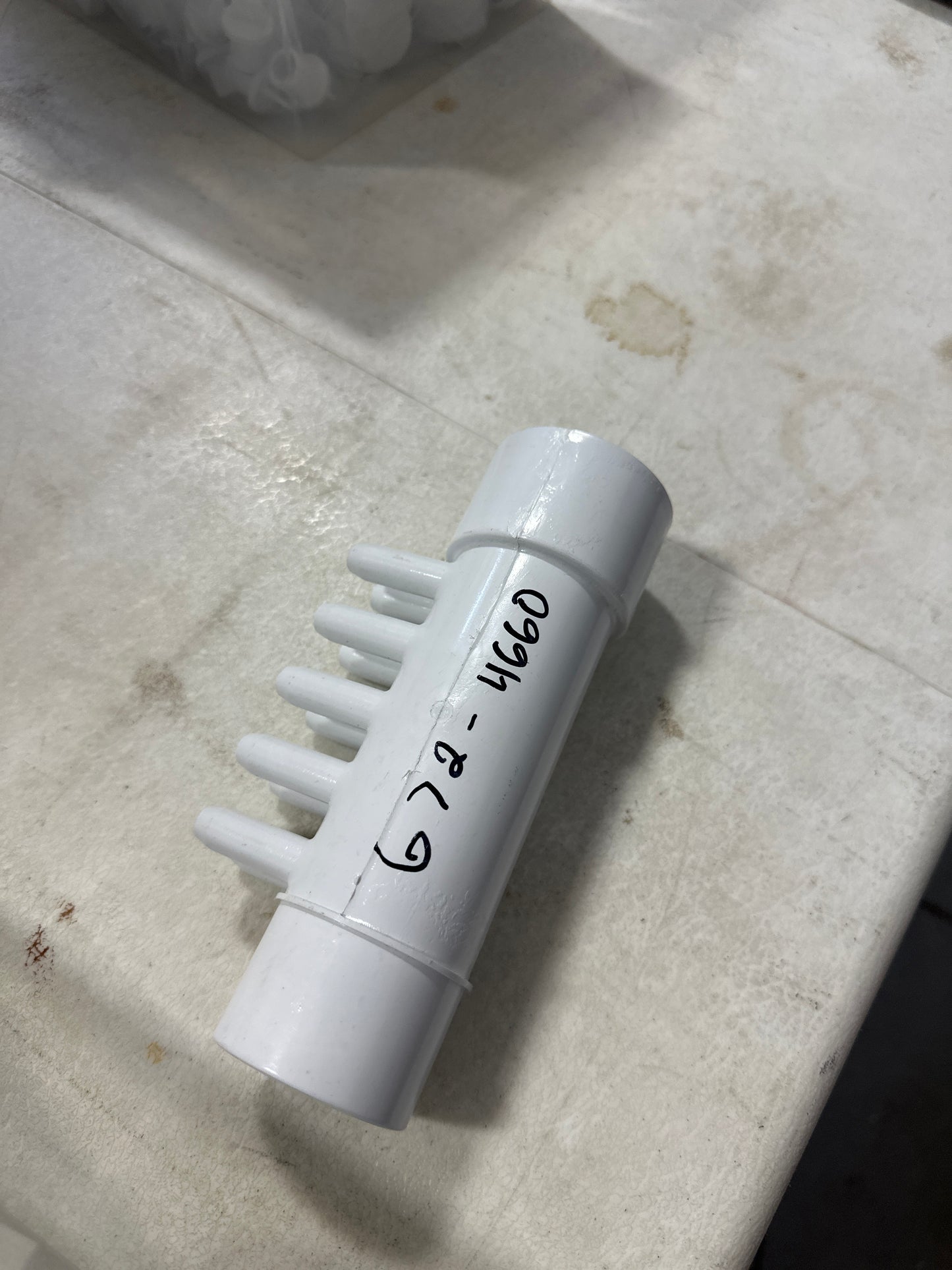 1S x 1 Spg (8) 3/8 barb air manifold