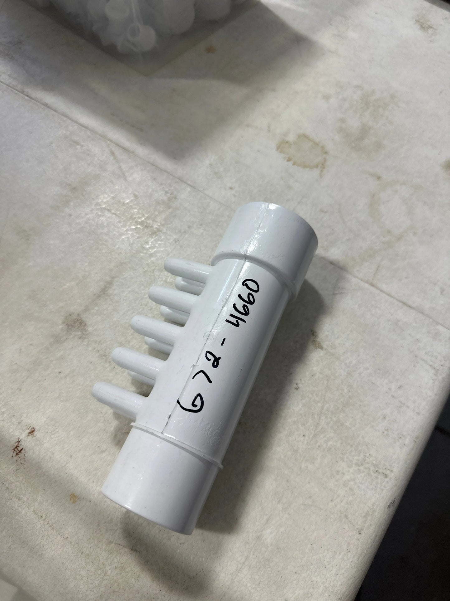 1S x 1 Spg (8) 3/8 barb air manifold  ASPS - LA Pool & Spas