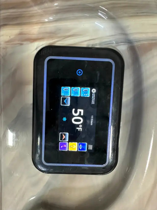 USED MAAX 811 2014