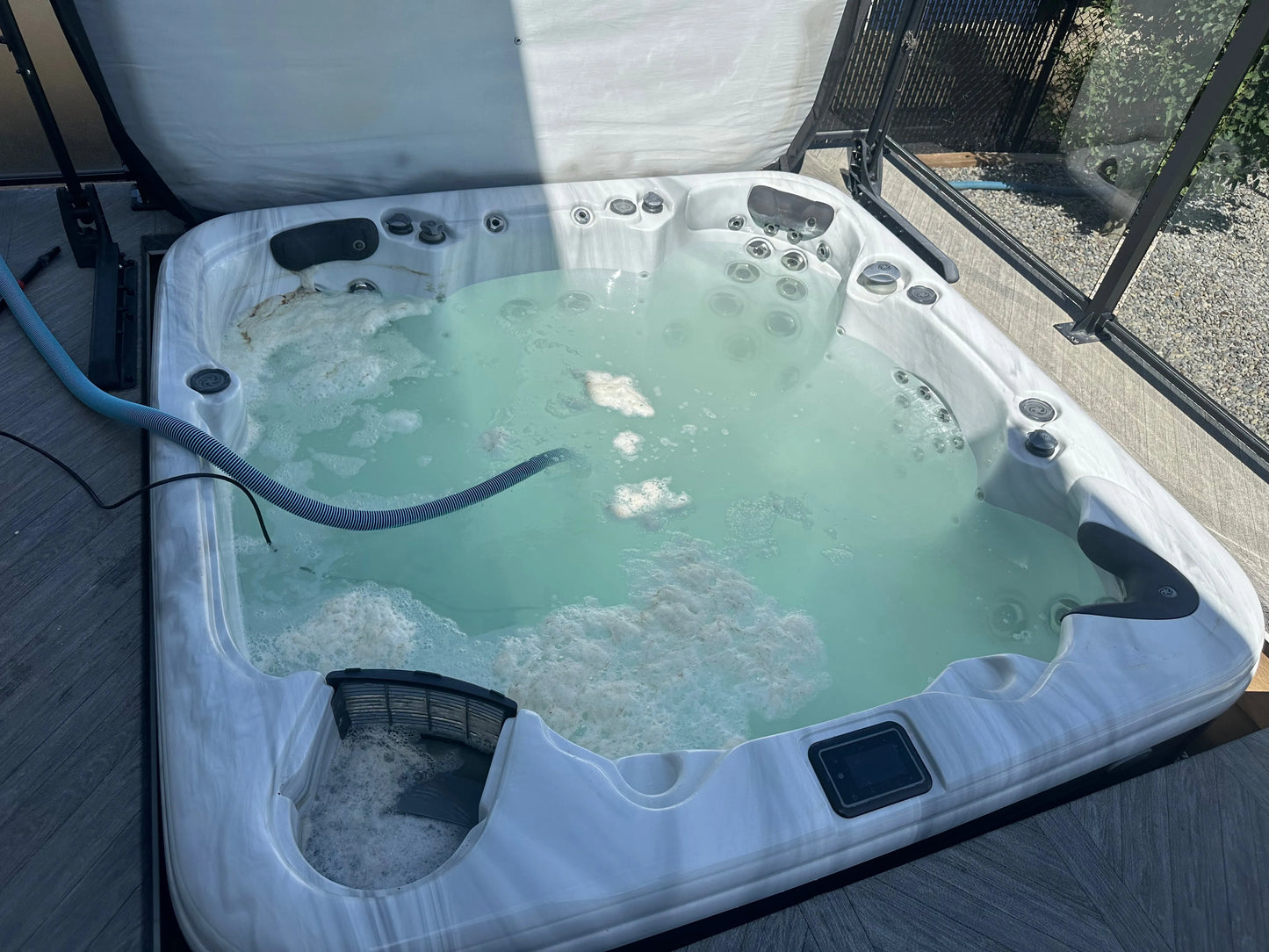 Hot Tub Cleaning  LA Spas - LA Pool & Spas