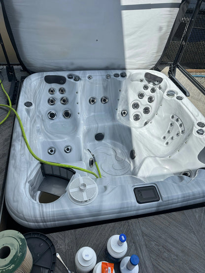 Hot Tub Cleaning  LA Spas - LA Pool & Spas