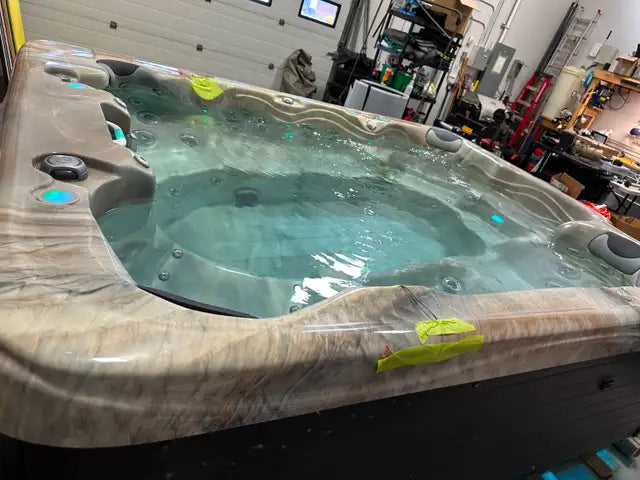USED MAAX 811 2014